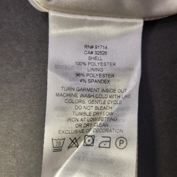 A|X Armani Exchange cream black abstract lined flared skirt size 2 NWOT - Picture 10 of 12